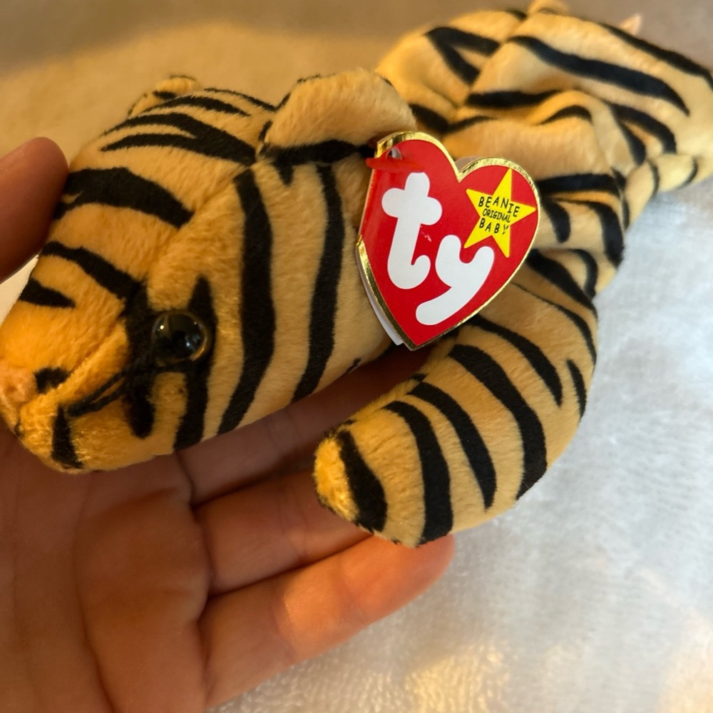 Ty Beanie Baby - “stripes”